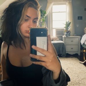 Meet your Posher, Kaitlyn